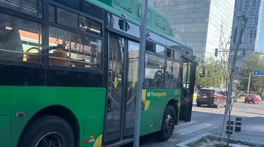 Cancela Gobierno de Jalisco incremento a 14 pesos de la tarifa de transporte público